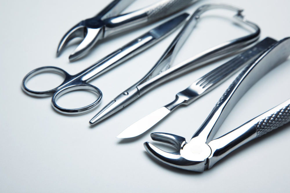 STAINLESS STEEL – For implants and instruments / Martensitic stainle...